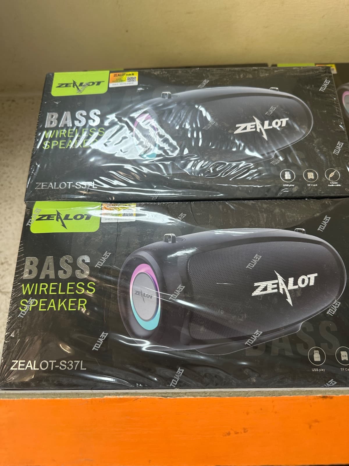 Zealot — Zealot S37L